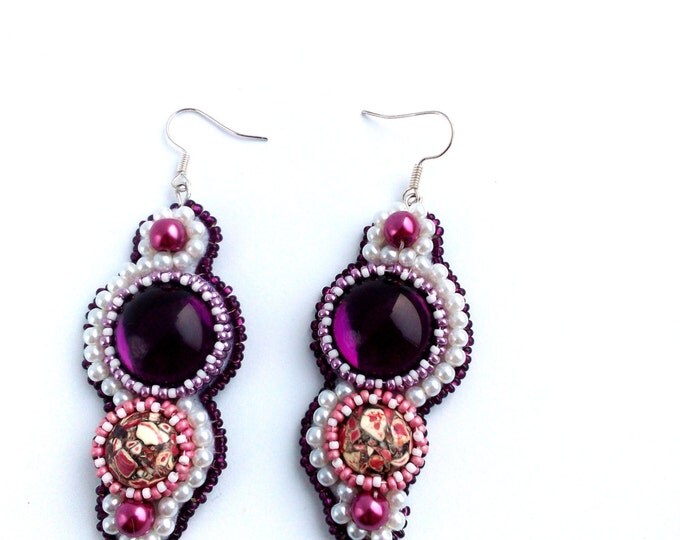 Bead earrings beaded embroidered Dangle Drop earrings Marsala lilac Pink white wedding turkvenit Fashion statement jewelry Bridesmaid event