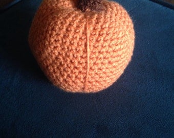 Crochet decorative pumpkin
