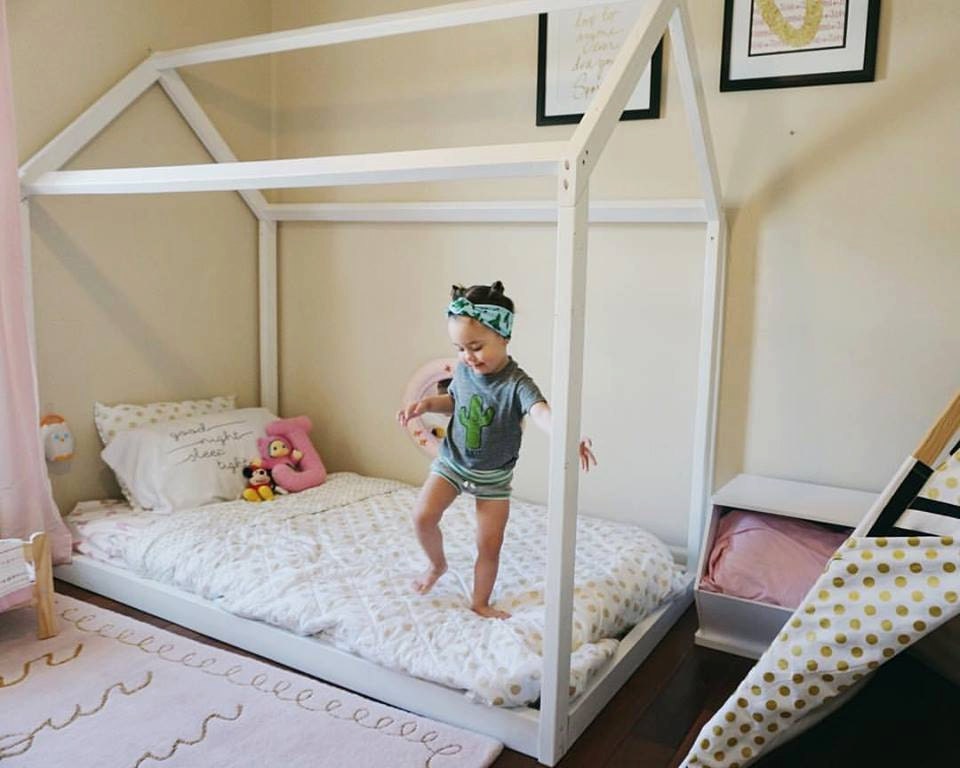 Montessori Furniture Montessori Room Farmhouse Floor Bed