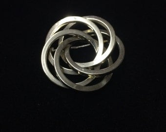 Vintage Brooch, Goldtone, Swirl