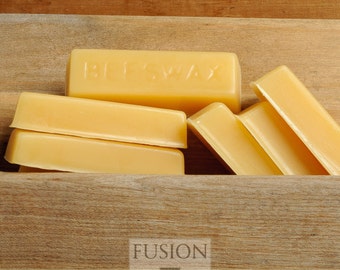 Beeswax Distressing Block by Fusion Mineral Paint - 100% Natural - 25g