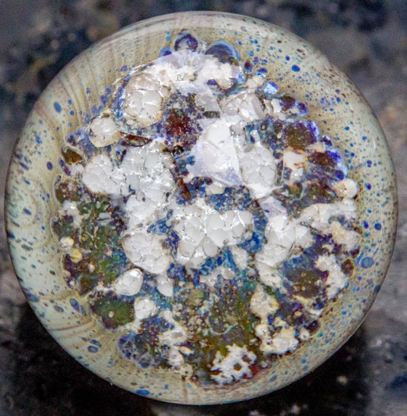 Cremation Ash Round Paperweights Make Pet Ashes into