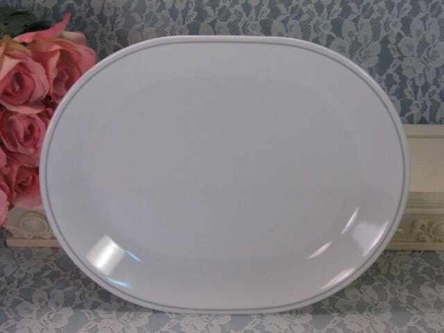 Vintage Corelle Corning Ware White Gray Band Serving Platter Ribbon Bouquet Solitary English 