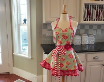 Strawberry Pie ~ Sadie Style ~ LAST ONE ONLY ~ Women's Apron ~ 4RetroAprons