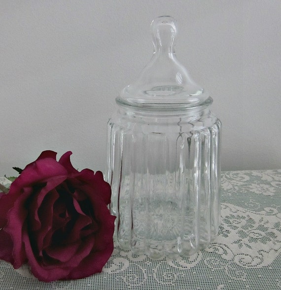 Vintage Clear Ribbed Glass Vanity Jar Apothecary Jar by bobann23