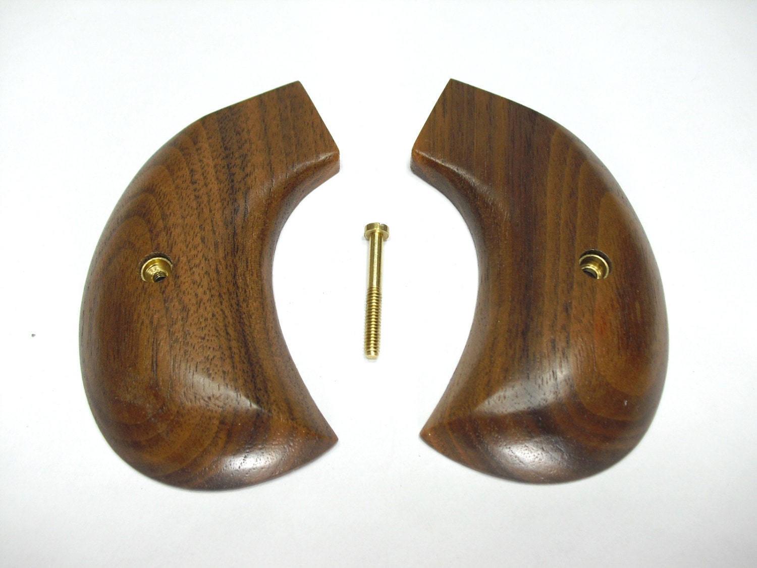 Walnut Ruger Vaquero Birdshead Grips