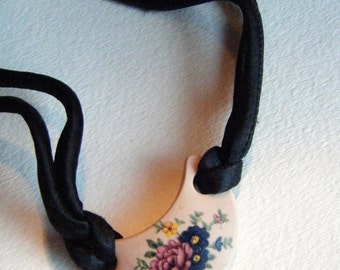 Vintage Terracotta and Satin Necklace // Black Choker