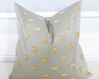 CLEARANCE - FREE US Shipping 18x18 Decorative Pillow Cover