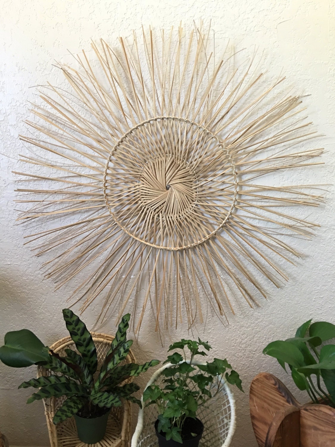 Large 34 Round Sun Shaped Woven Straw Wall Hanging Decor
