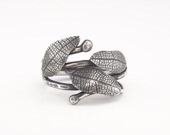 Leaf Ring Silver Vine Ring Elvish Ring Silver Nature Ring Botanist Ring Nature Studies Ring SALE - Sterling Silver (925)
