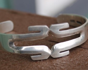 Vintage Modernist Mexican Sterling Silver Cuff Bracelet