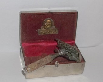 Vintage Ever Ready Safety Razor in Original Chrome Box