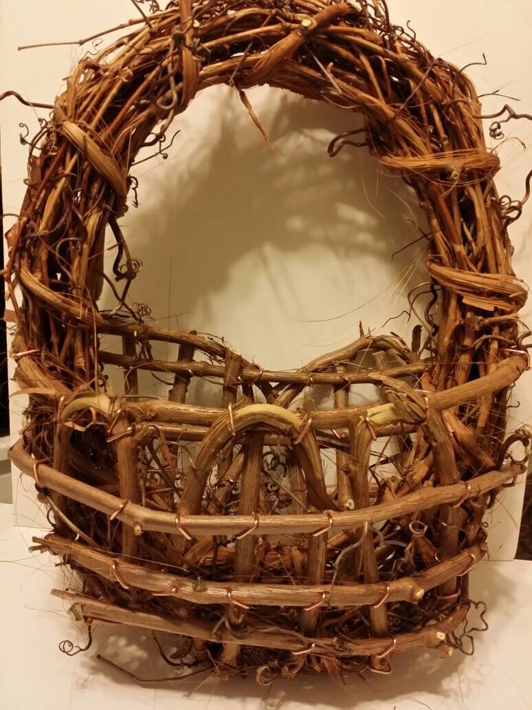 Grapevine Basket Oval Wreath Pocket Basket Grapevine Wall