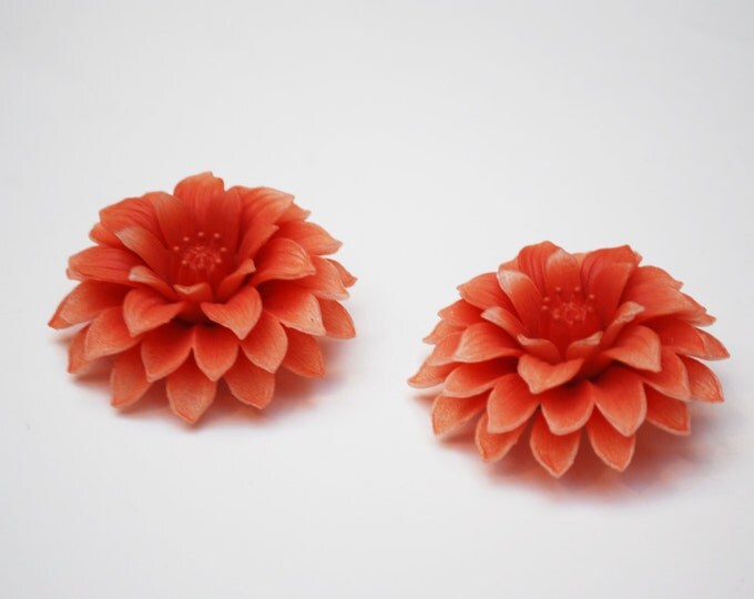 Coral Flower Clip on earrings Vintage plastic layerd petal floral