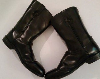 Vintage Men's Boots 1970's Black Leather Ankle Motorcycle Boots Made by Diamond Size 9 and 1/2 D Hipster Black Cowboy Boots