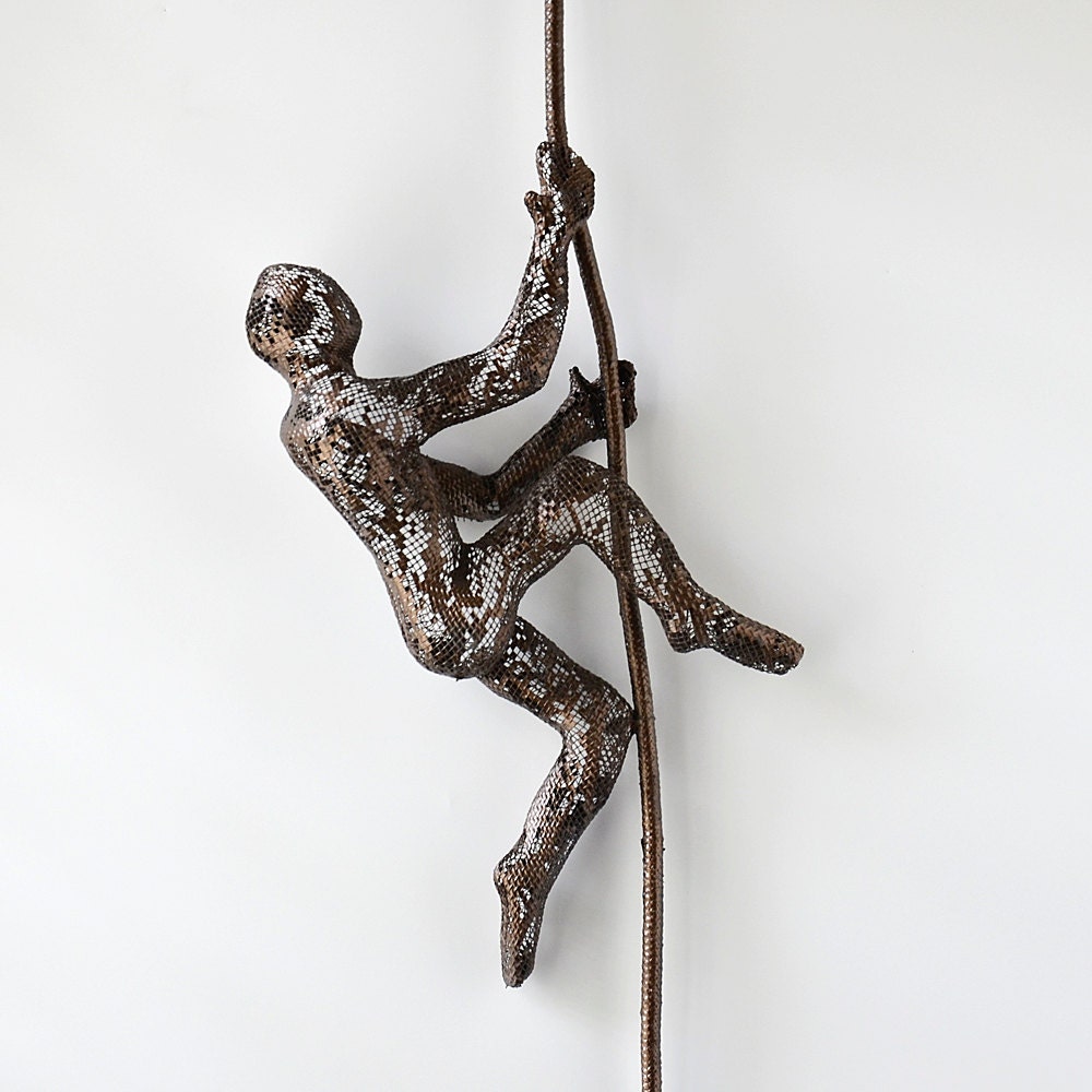 3d wall art Wall hanging Climbing man on rope Metal by nuntchi