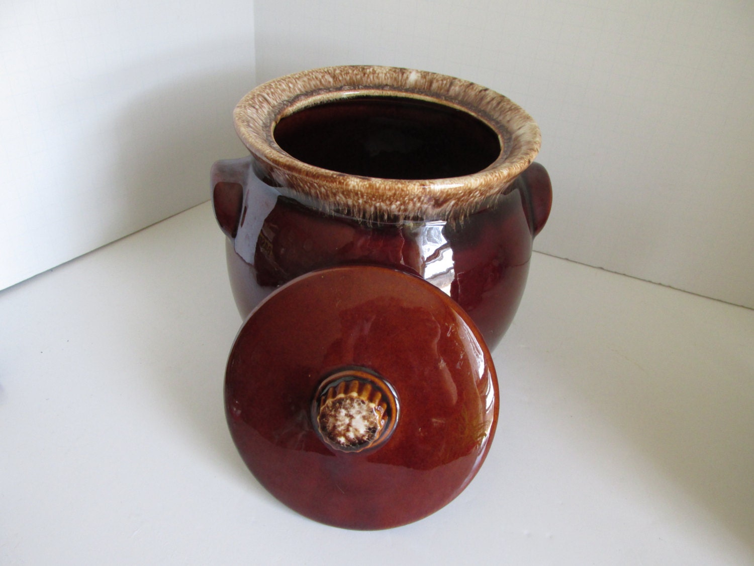 Hull Pottery Brown Drip Bean Pot Serving Dish USA Pottery