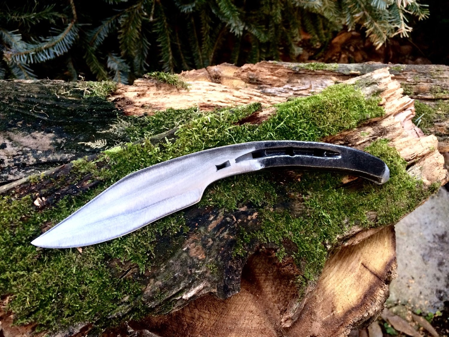 Horseshoe knife 8 / Lifetime Guarantee by CineScapeStudios on Etsy