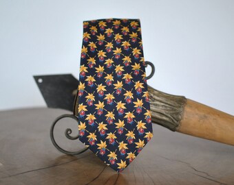 Vintage PRINTED SILK NECKTIE , men's silk tie ....(006)