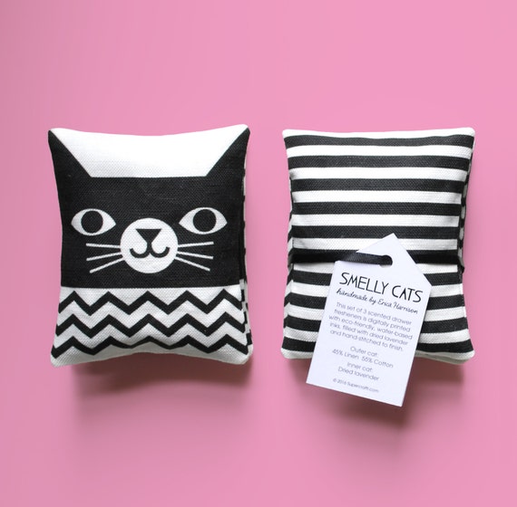 Smelly cats 3 scented drawer fresheners