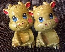 Adorable Vintage Made in Japan Porcelain Cow Salt and Pepper Shakers - il_214x170.866660017_q90g