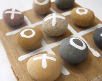 READY TO SHIP Driftwood Tic Tac Toe, Driftwood Noughts & Crosses, Painted Pebbles, Childrens Wooden Games, Miniature Toys, Nautical