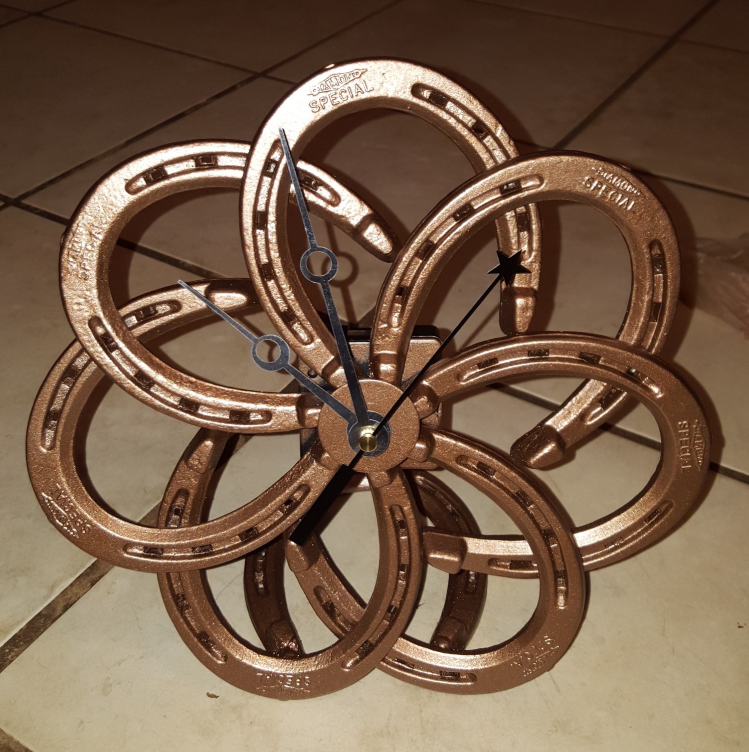 Horse Shoe Desk/Mantle Clock by Horseshoenique on Etsy