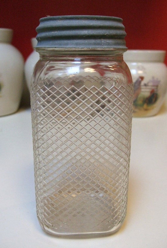 Vintage Hazel Atlas Diamond Pattern Embossed Quart Fruit