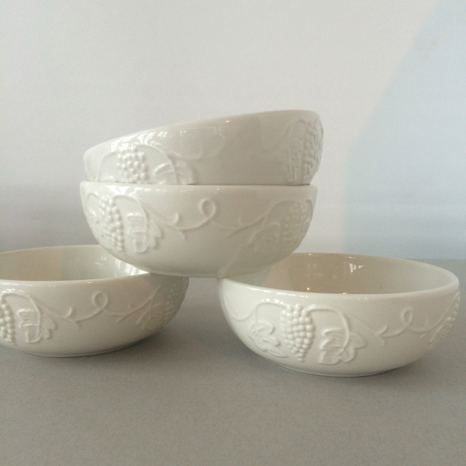 Vintage Red Cliff Ironstone Grape Cereal Bowls