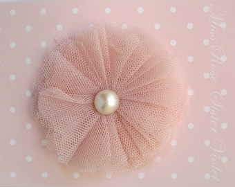 tulle pom pom brooch. tulle flower brooch. tulle and pearl brooch. girls accessory.
