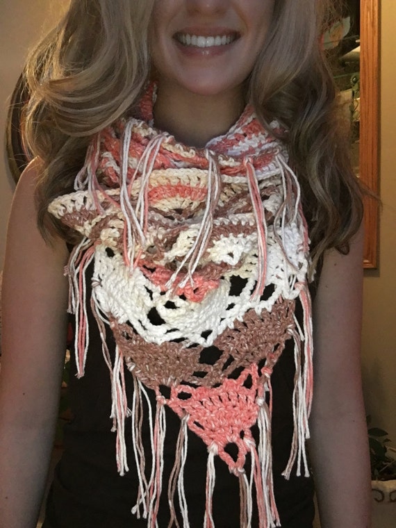 Boho Triangle Cowl by Lisascrochetbae on Etsy