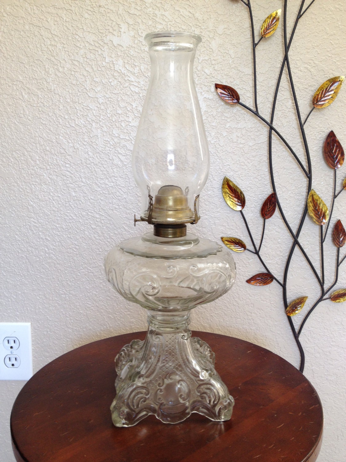 Idenifying Glass Kerosene Lamps