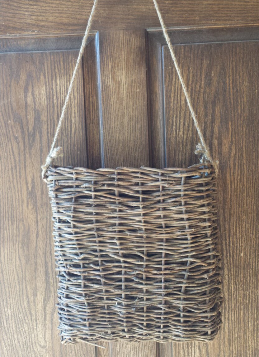 Plain wall basket hanging wall pocket. DIY by Frontdoorsinbloom