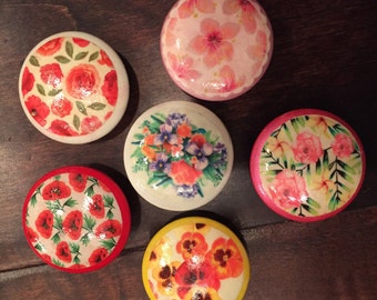 1.5 inch cabinet knobs, drawer pulls, spring, flowers, floral roses, lilacs