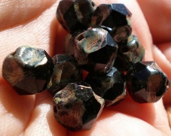 JET STREAM .. 10 Picasso Czech Baroque Beads 8mm (32-10)