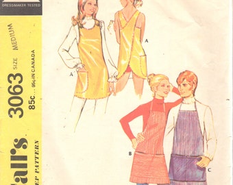McCalls 3063 1970s Misses APRON Pattern Potters Apron Easy Criss Cross Back Womens Mens Denim Vinyl Vintage Sewing Pattern Size Med or LG