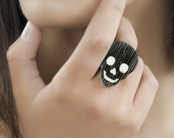 Biker skull ring, rocker ring, big skull ring, biker jewelry, black skull ring, halloween handmade ring, womens skull ring, wood skull ring
