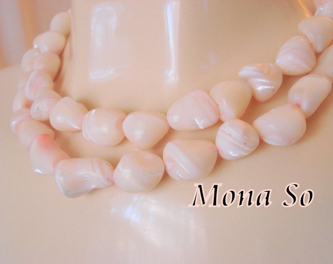 Mona So Designer Signed Mother of Pearl Necklace/ 32" Long / Vintage Jewelry / Jewellery