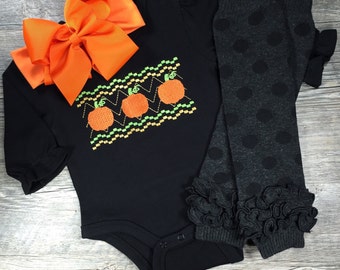 Girl Thanksgiving Outfit, Baby Girl Pumpkin Outfit, Bodysuit with Bow Headband and Leg Warmers, Halloween Baby, Fall Pumpkin, Smocked