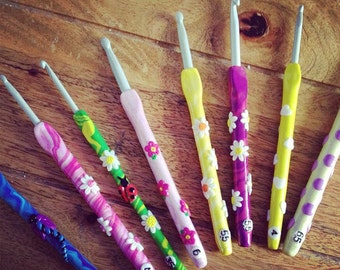 CUSTOM ERGONOMIC HOOK - handmade polymer clay crochet hook, custom made to order.