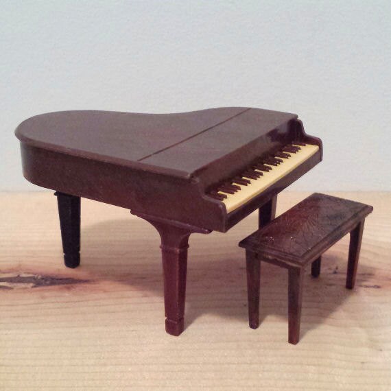 Renwal Dollhouse Furniture Grand Piano and Bench vintage