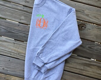 Monogrammed Pumpkin Sweatshirt. Fall Sweatshirt. Autumn Sweatshirt. Pumpkin Sweatshirt. Pumpkin Monogram. Monogrammed Sweatshirt.