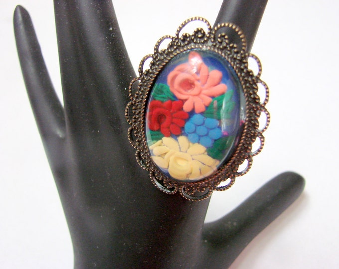 60s Lucite Floral Bubble Ring / Red / Blue / Green / Yellow / Peach / Vintage Jewelry / Jewellery