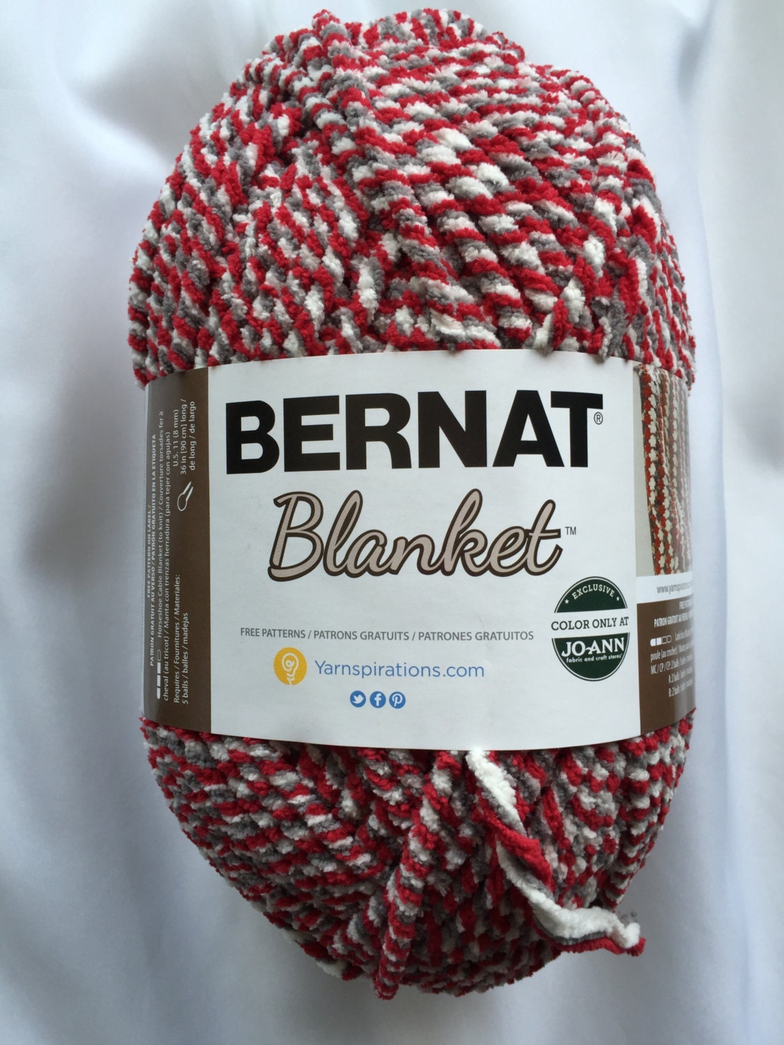 TARTAN TWIST 10797 Bernat Blanket Yarn220yds 10.5 oz Skein