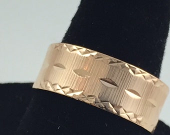 Vintage 14k Gold etched band