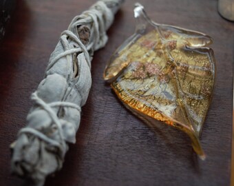 SALE* Blown Glass Leaf Pendent