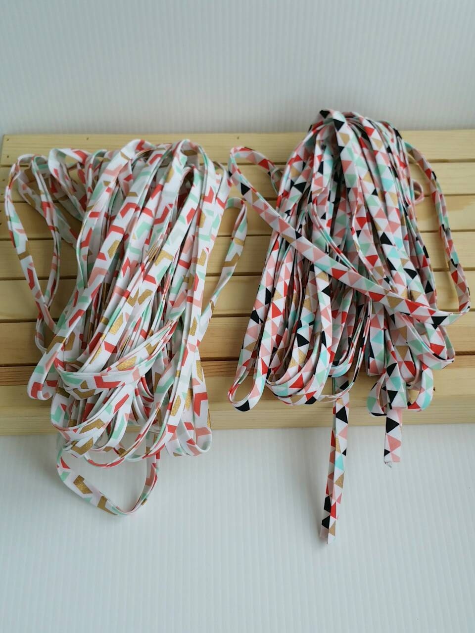 Cut by the yard fabric bias tape in many sizes 1/2 DF