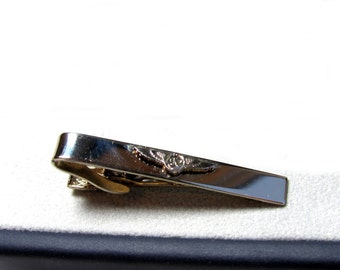 Vintage Silver Plated Winged Emblem "AC" Monogrammed Alligator Clasp Tie Clip 1 3/4"