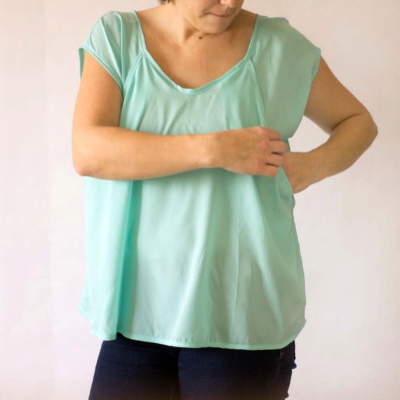 Breastfeeding Blouse Breastfeeding Clothes by ModernMamasBoutique