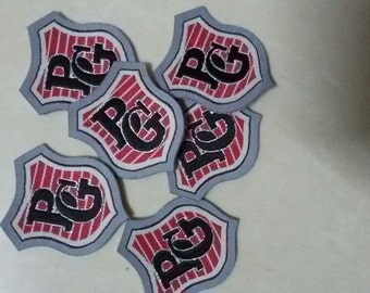 100 pieces of shield label, weaving logo, Can be customized ,clothing label,woven badge patches,embroidered ribbon.
